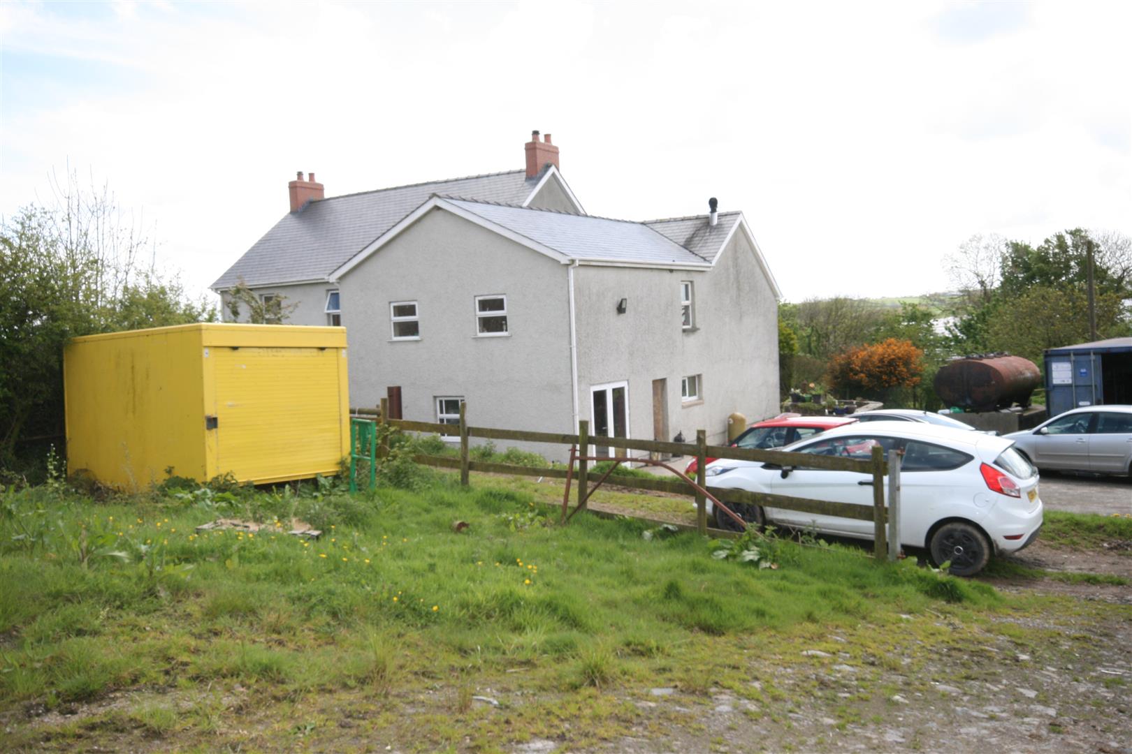 REAR EXTENSION
